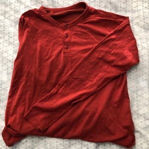Lululemon Metal Vent Tech LS Henley - Size Medium